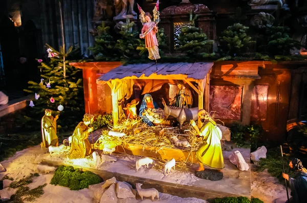 Weihnachtsszene in der Kirche in Wien — Stockfoto