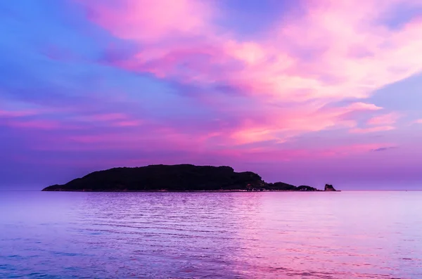 Sveti Nikola Adası gün batımı görünümü — Stok fotoğraf