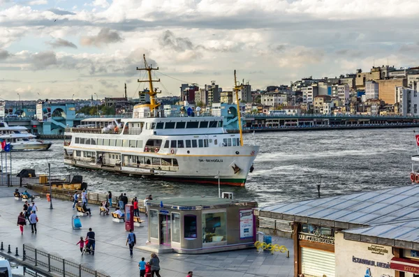 Panoráma města a Bospor panorama Istanbulu — Stock fotografie