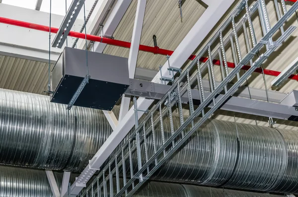 Serviços de engenharia em um edifício — Fotografia de Stock