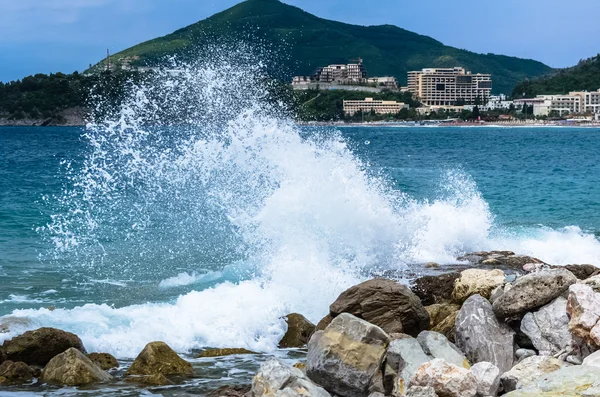 Onde de tempête sur la mer — Photo