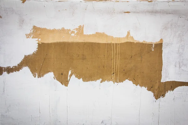 Dabbed pintura branca faz moldura no fundo de parede pintado velho — Fotografia de Stock
