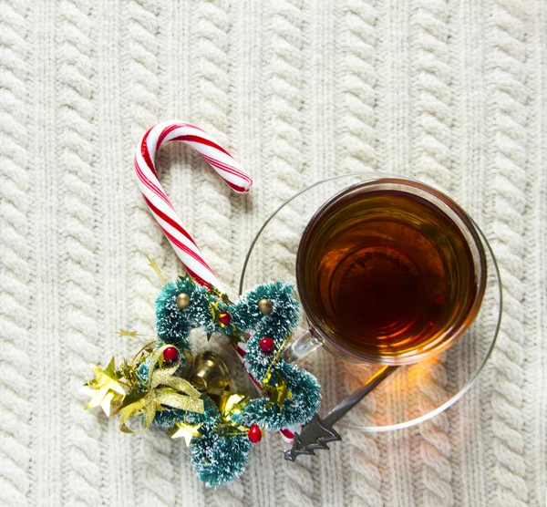 Yün doku Noel dekorasyonu ile örme, şeker kamışı veya çay