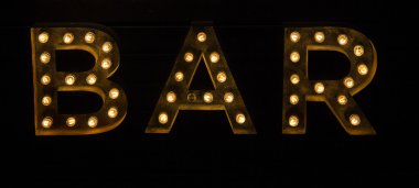 bir kokteyl Bar iz elektrikli ampul
