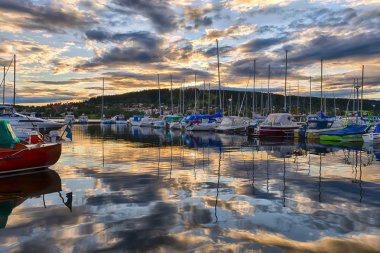 Günbatımı koltuk üzerinde