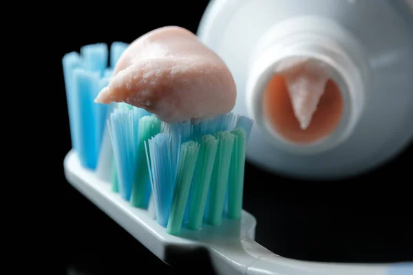 Toothbrush Light Pink Toothpaste Black Background Close Macro Photography — Stock Photo, Image