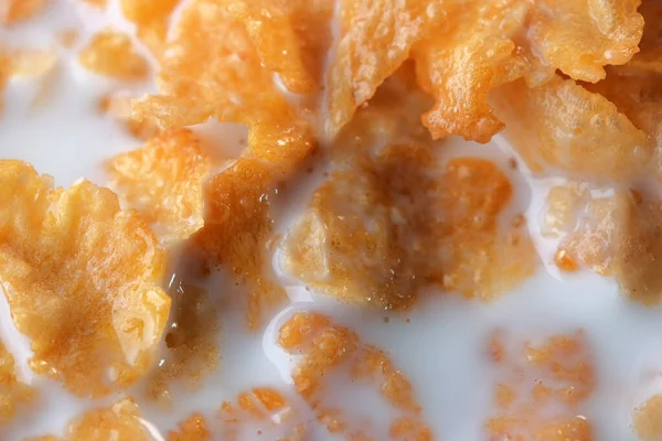 Płatki Kukurydziane Polewą Cukrową Mlekiem Śniadanie Makro Fotografia — Zdjęcie stockowe