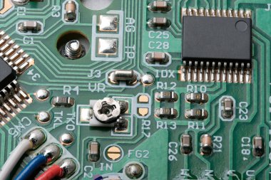 Modern dijital ekipmanların elektronik mikro devresi yakın çekim makro fotoğrafçılık