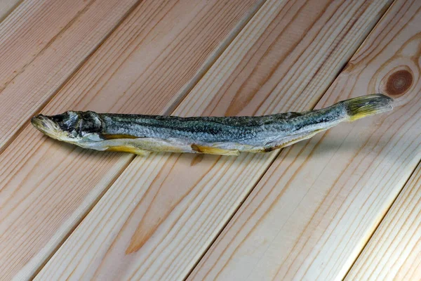 Ryby Obrázek Syrové Sušené Solené Voní Světle Dřevěném Pozadí Close — Stock fotografie