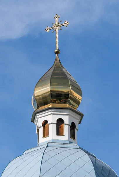 Ukrainian Kiev Orthodox Church Background Blue Cloudless Summer Sky — Zdjęcie stockowe