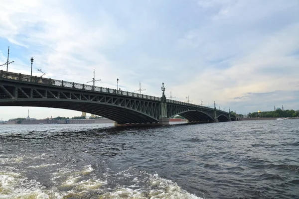 View Neva River Trinity Bridge — Stock Photo, Image