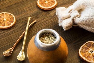 Yerba mate içkisi. Doğal uyarıcı.