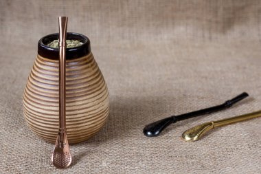 Yerba mate içkisi. Doğal uyarıcı.