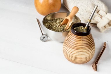 Yerba mate içkisi. Doğal uyarıcı.
