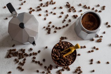 Moka otu. Espresso kahve yapma aracı.