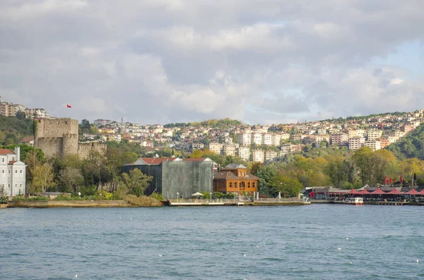 イスタンブールの海岸にあるトルコの観光スポット — ストック写真