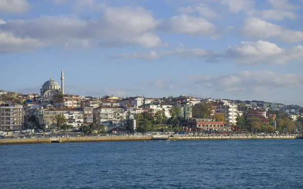 Krajobraz Miasta Stambuł Turcji Widok Brzegu Morza — Zdjęcie stockowe