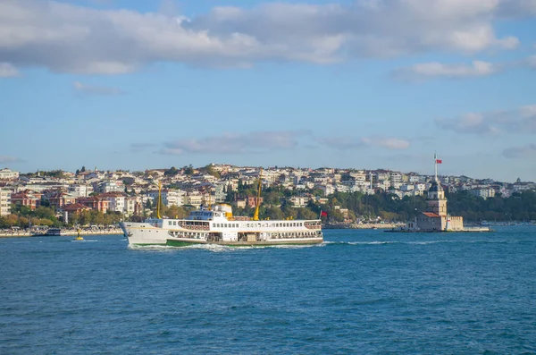 Bir Manzara Manzarası Türkiye Nin Stanbul Daki Bakire Kulesi Deniz — Stok fotoğraf