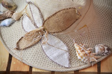 deniz kabuklarını şapka