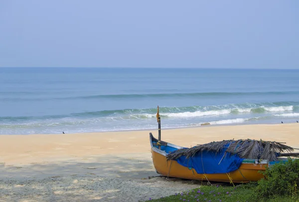 tekne ile Sahil peyzaj