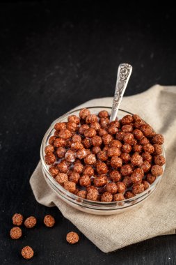 Çikolatalı gevrek topları