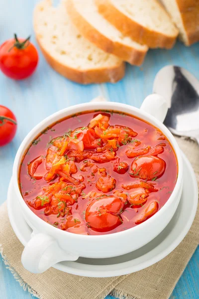 Sopa de verduras en un tazón —  Fotos de Stock