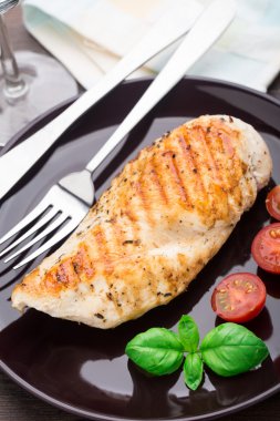 ızgara tavuk göğsü