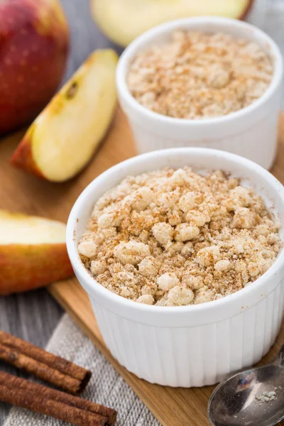 Postre de manzana desmenuzado — Foto de Stock