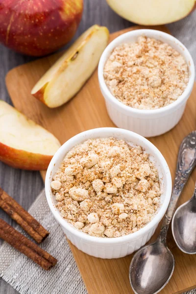 Postre de manzana desmenuzado — Foto de Stock