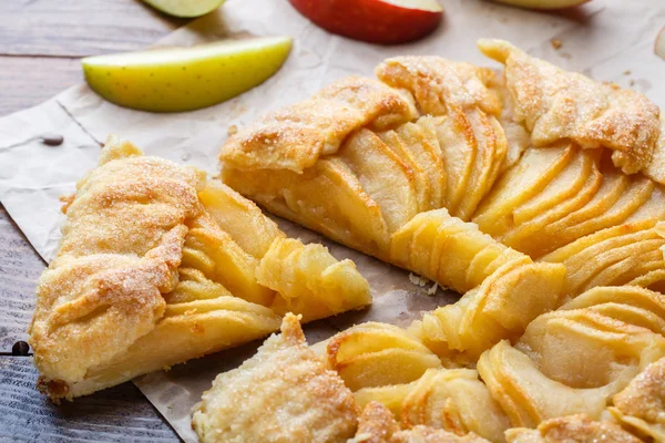 Huisgemaakte verse apple galette — Stockfoto