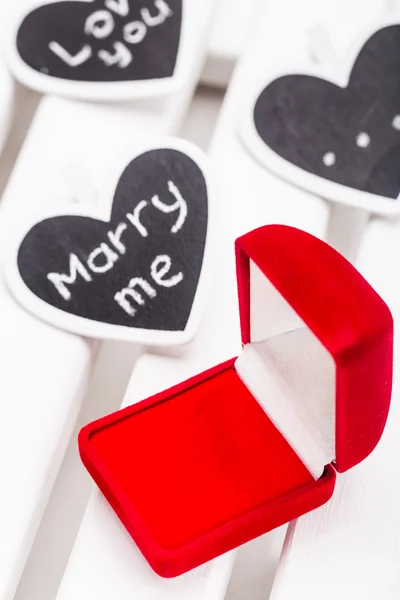 Empty red box for ring — Stock Photo, Image