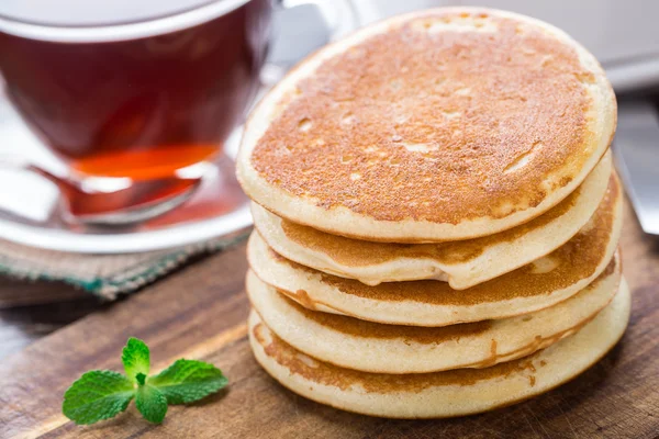 Bunt med små pannkakor — Stockfoto