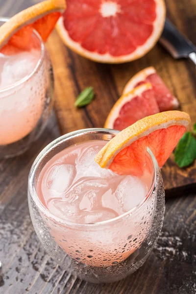 Grapefruit cocktail — Stock Photo, Image