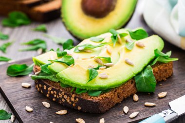 avokado sandviç
