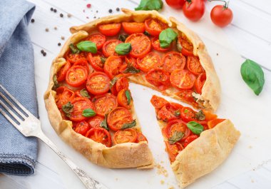 kiraz domates tart