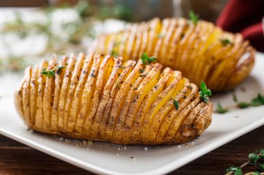 Hasselback Patates