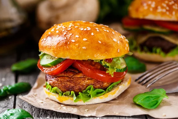Вегетарианский бургер — стоковое фото
