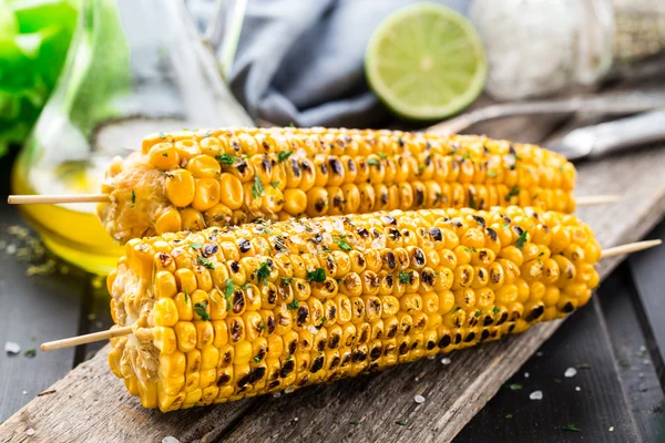 Delizioso mais alla griglia — Foto Stock