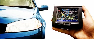 GPS bir erkeğin elinde..
