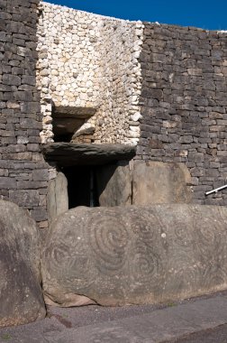 Newgrange passage tomb entrance clipart