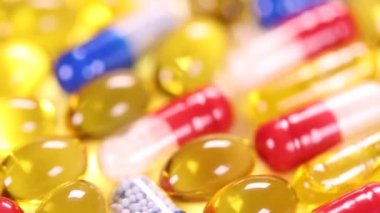 Renkli kapsül ile tıbbi geçmişi