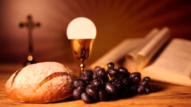 Eucharistie, sacrament van communie — Stockvideo