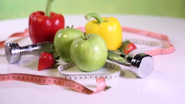 Concetto di frutta e verdura e fitness — Video Stock