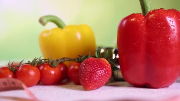 Frutas y hortalizas frescas — Vídeos de Stock
