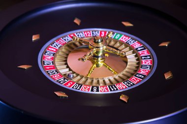 Kumarhanede rulet çarkı çalışıyor