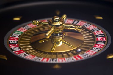 Kumarhanede rulet çarkı çalışıyor