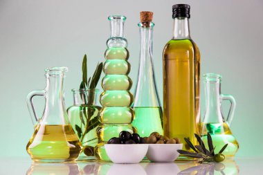 Ekstra saf zeytin, yağ ürünleri.