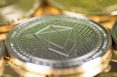 Kripto para birimi konsepti. Litecoin, etherium, bitcoin sanal para birimi arka planı