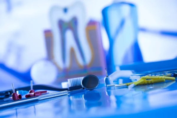 Diş Sağlığı Kliniği Içi Ilaç Ekipmanları Araçları — Stok fotoğraf