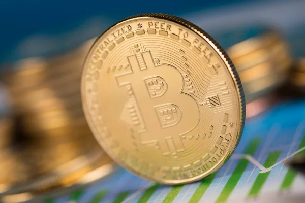 Monedas Bitcoin Oro Concepto Financiero —  Fotos de Stock